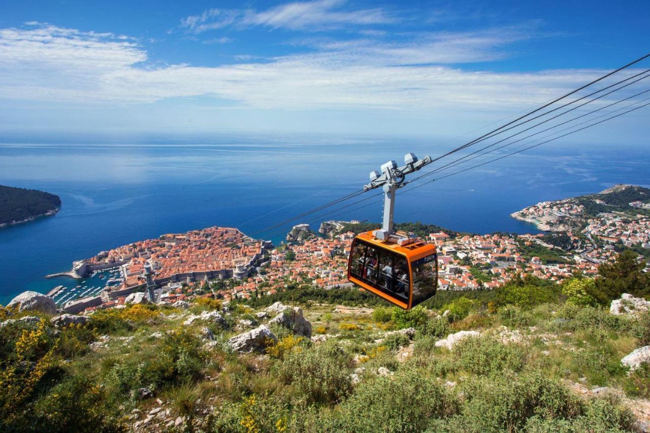 Tophill Deluxe Dubrovnik Exterior photo